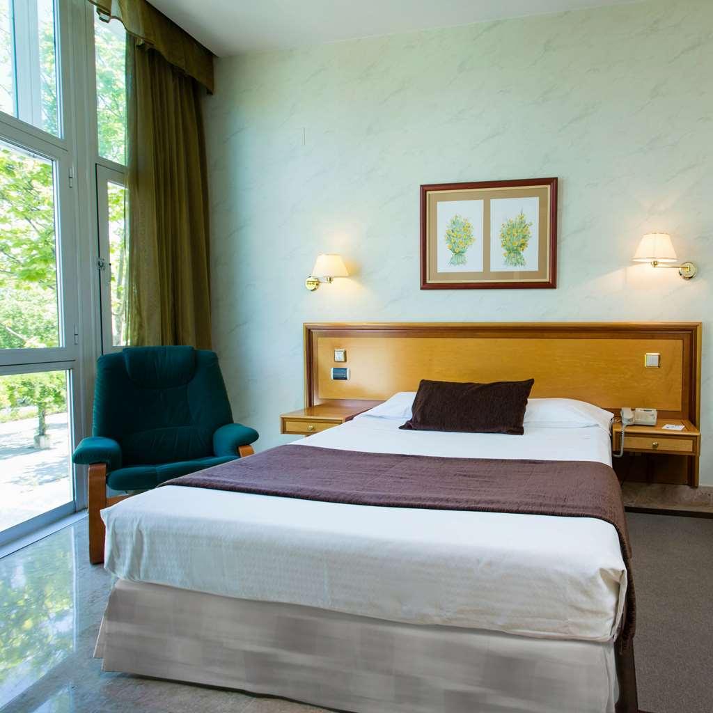 Vp Jardin De Tres Cantos Chambre photo
